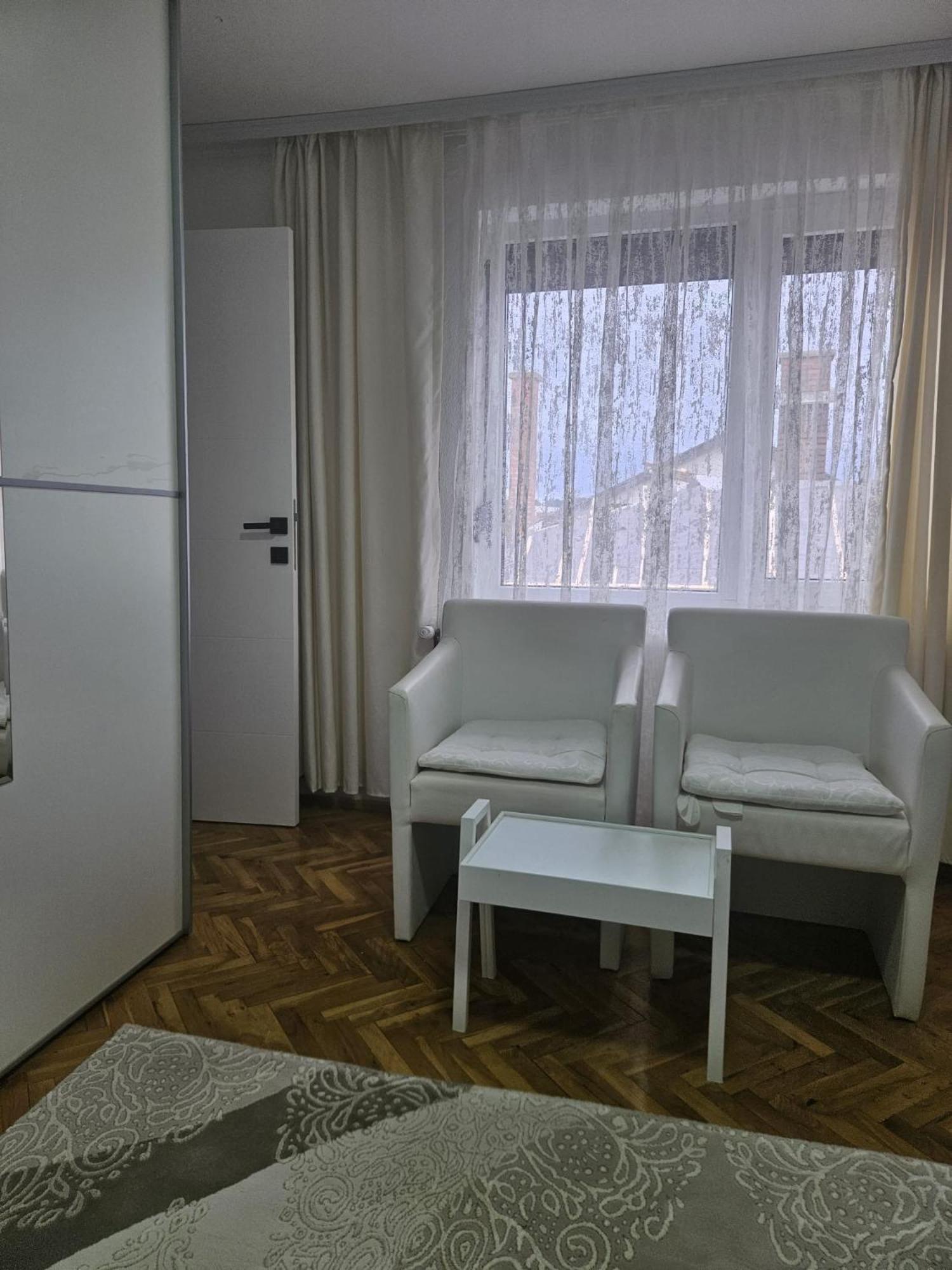 Vila Petunija Sjenica Szoba fotó